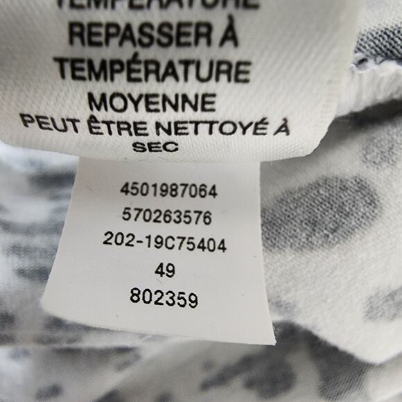 Chico's Women's Top Size XL Animal Print Sharkbite 3/4 Sleeve Pullover V Neck - Picture 9 of 11